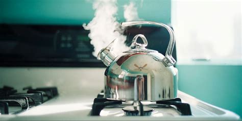  Kettle: Uma História de Força e Resiliência na Era do Vapor!